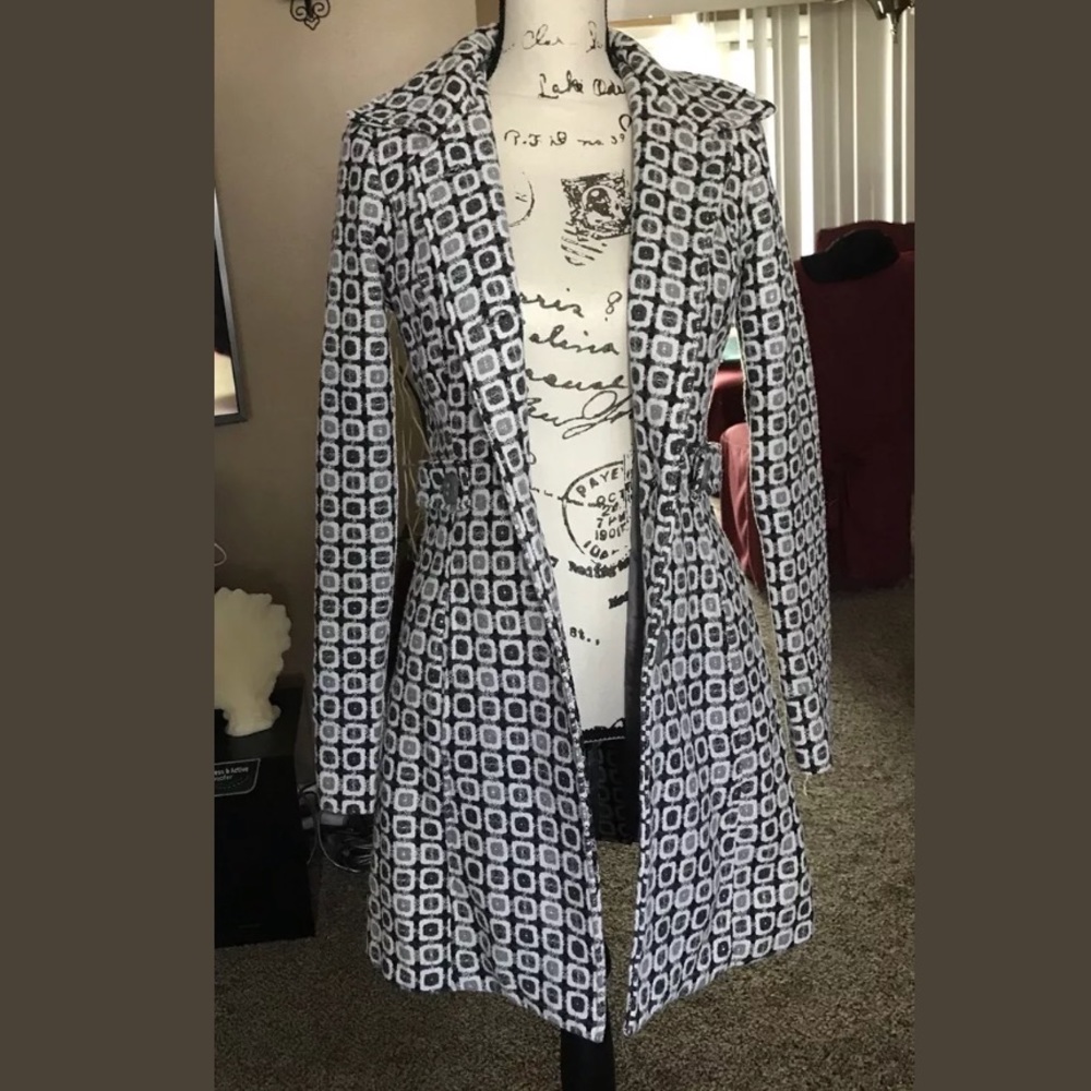Dress coat (beautiful)